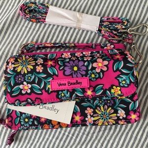 VERA BRADLEY WRISLET/CROSS BODY
